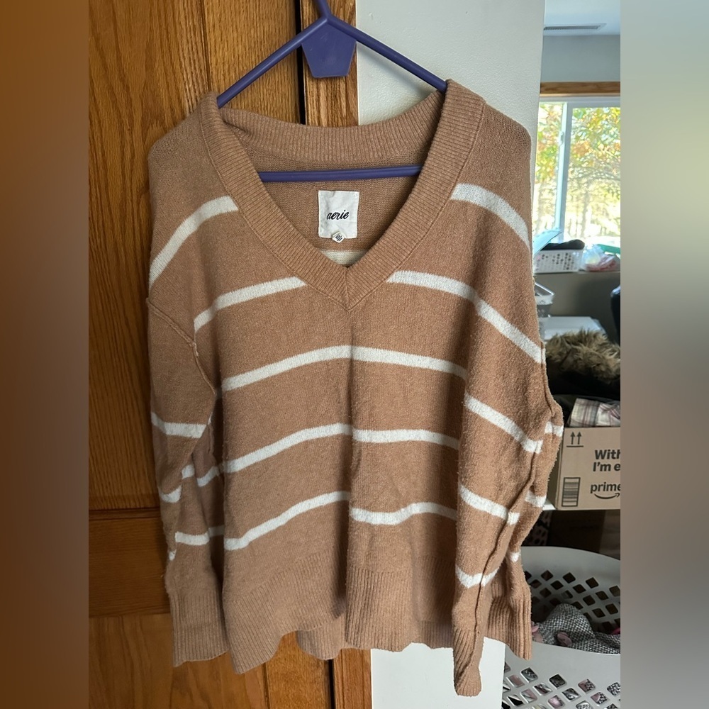 Aerie V-Neck Sweater in Tan and White Stripes